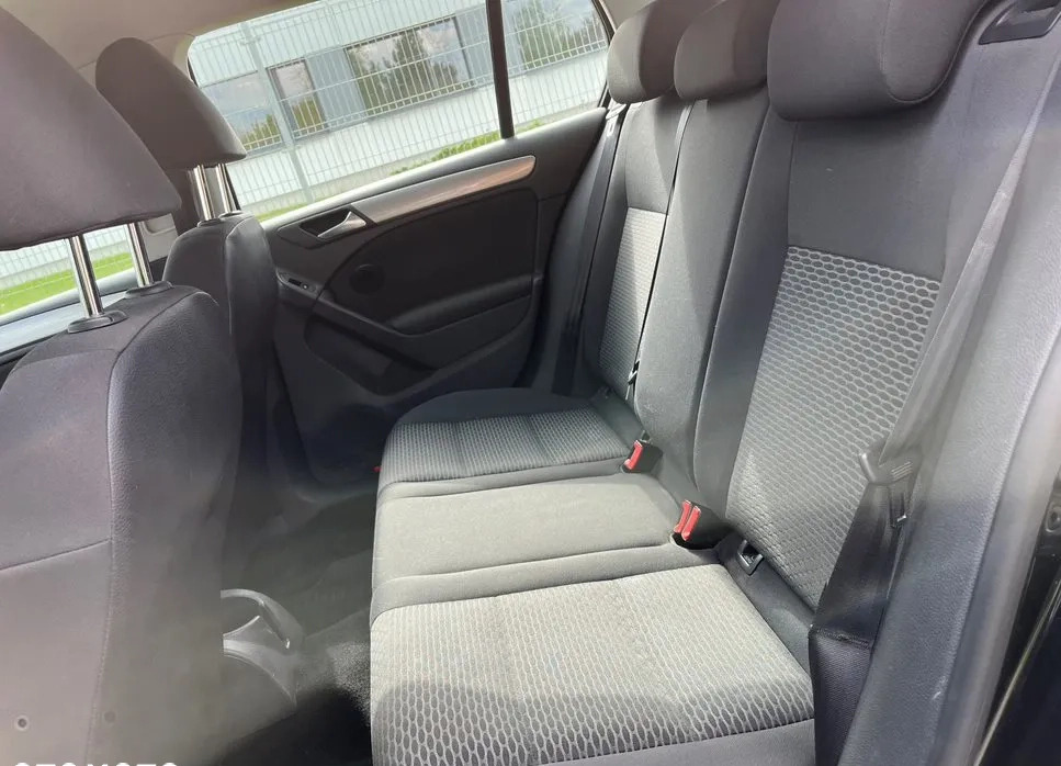 Volkswagen Golf cena 22000 przebieg: 198850, rok produkcji 2011 z Poznań małe 92